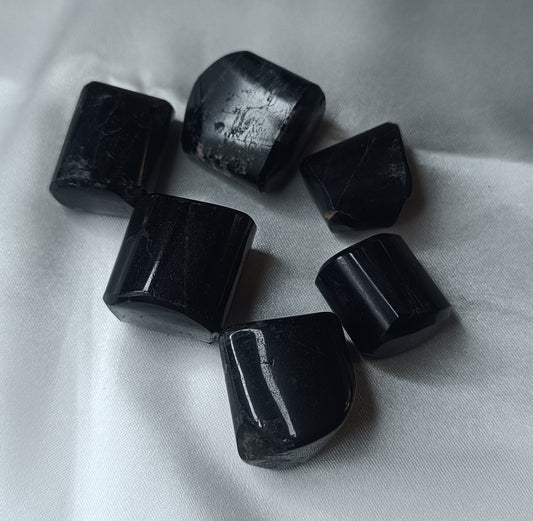 🖤 Black Tourmaline Tumbles (100 g Pack)