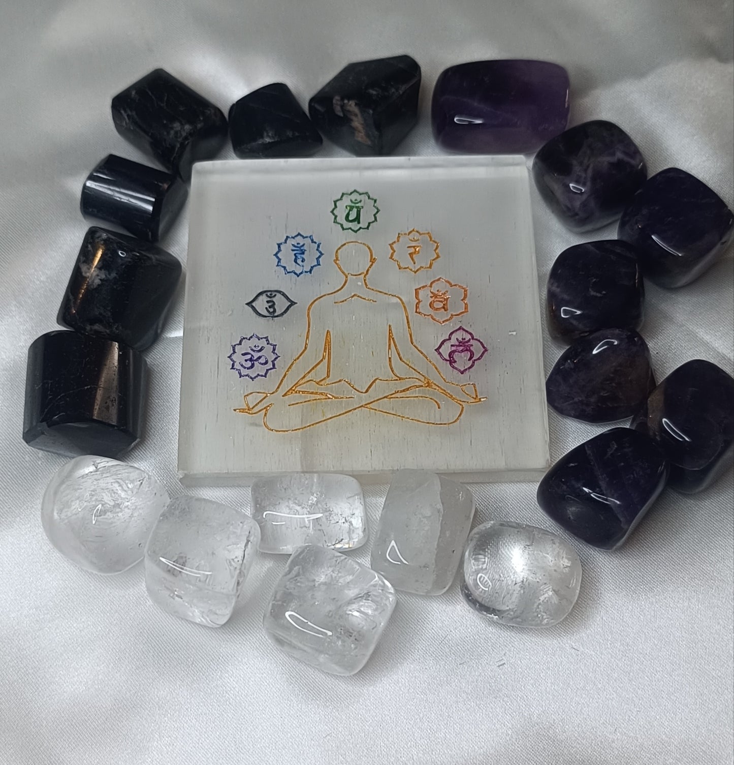 🕊️ Selenite Charging Plate – Chakra Alignment Edition